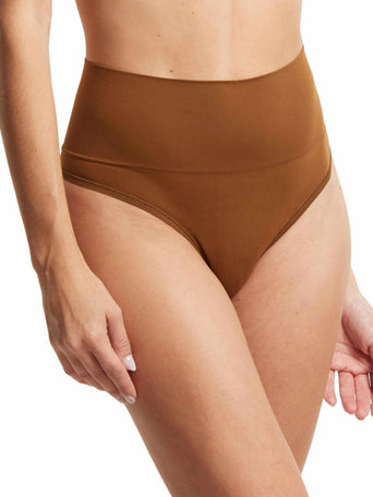 Macchiato Brown HANKY PANKY BODY™ Midrise Thong - Front On-Model View | Hanky Panky