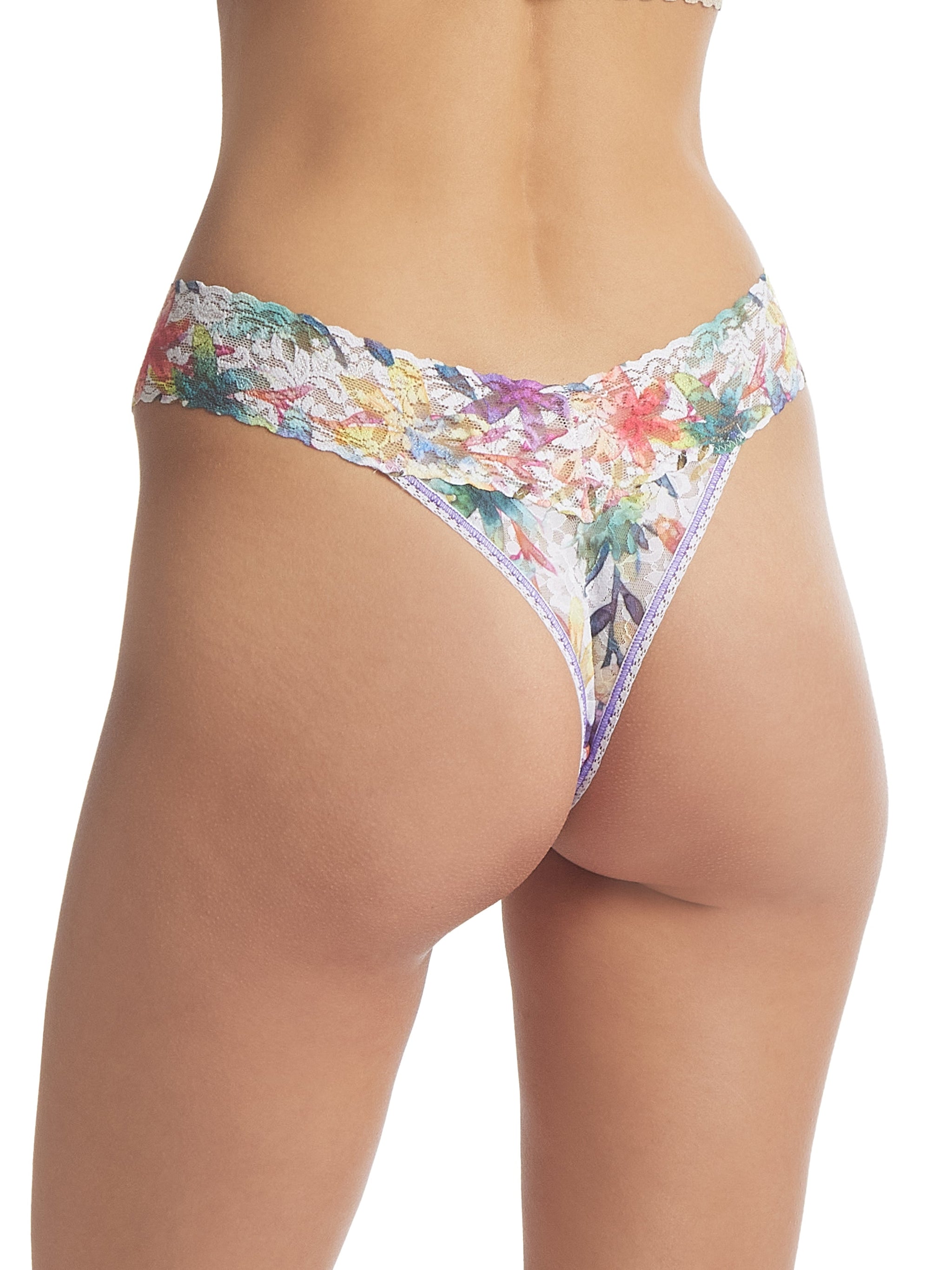 Printed Signature Lace Low Rise Thong Still Blooming