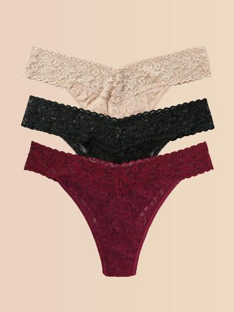 3 Pack Signature Lace® Original Rise Thongs In Printed Box Chai/Black/Dark Pomegranate
