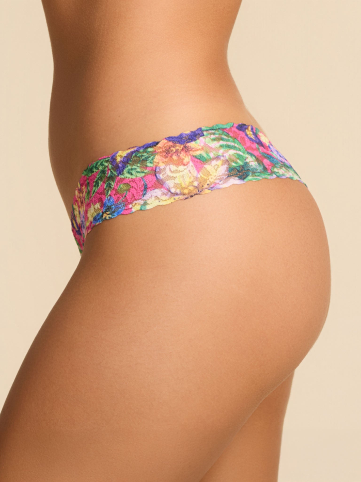 Printed Signature Lace® Low Rise Thong Radiant Pink Floral - Side Profile No-VPL Fit | Hanky Panky