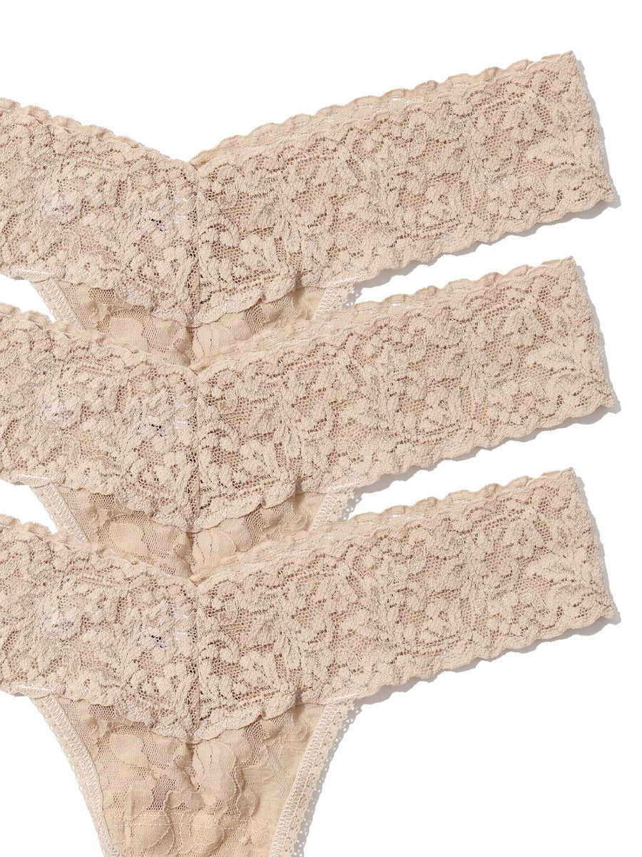 3 Pack Signature Lace® Low Rise Thongs Chai - Signature Lace Waistband Close-Up Detail | Hanky Panky