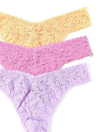 3 Pack Signature Lace® Original Rise Thongs In Pink Printed Box Sale