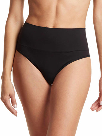 HANKY PANKY BODY™ Midrise Thong Black - Front On-Model, Seamless Mid Rise Thong | Hanky Panky