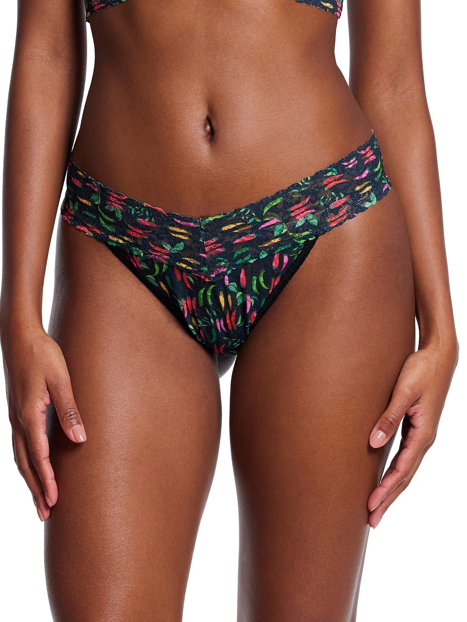 Printed Signature Lace Original Rise Thong Extra Spice