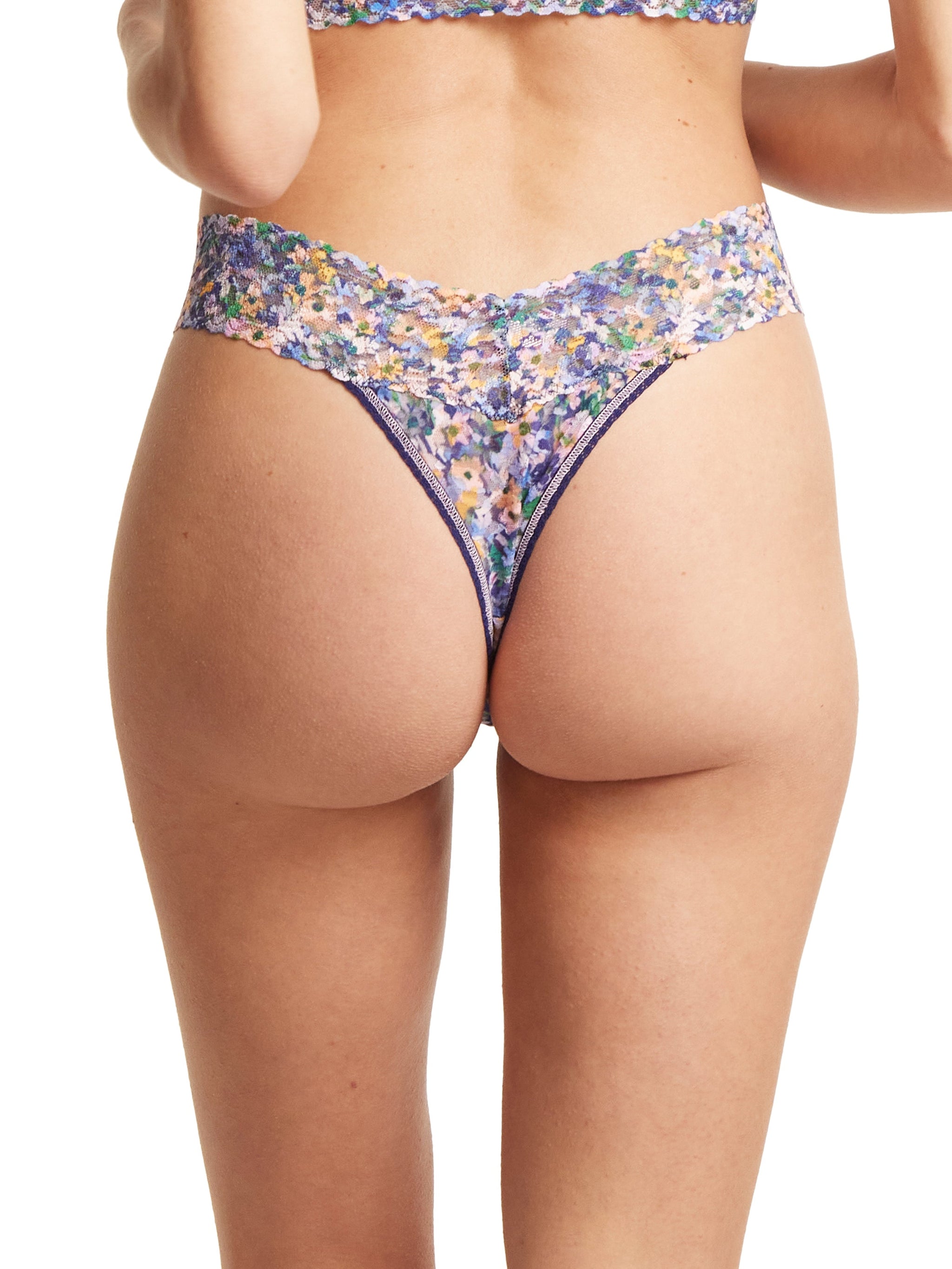 Printed Signature Lace Original Rise Thong Staycation