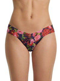 4911® Printed Signature Lace® Low Rise Thong Winters Tale Floral