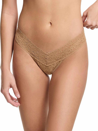 Signature Lace® Low Rise Thong Sun Tan - Front View, Tan Lace Thong On Model | Hanky Panky