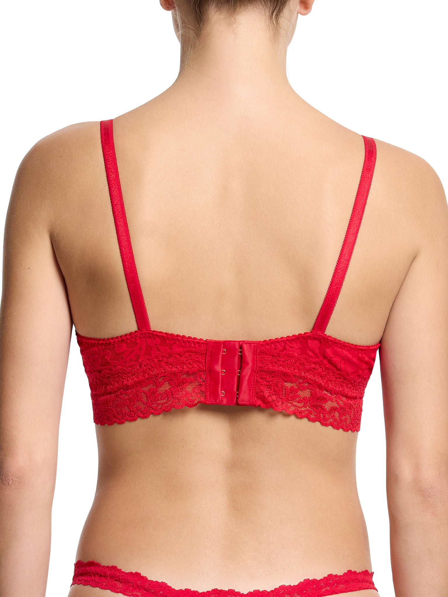 Signature Lace® Plunge Push-Up Bra Red Sale