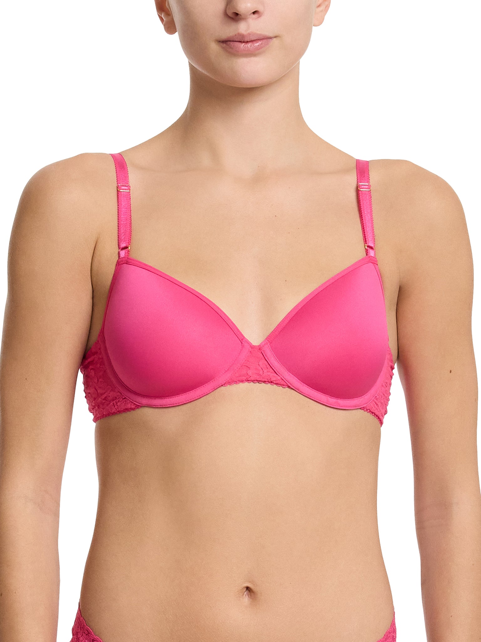 Signature Lace® T-Shirt Bra Un-Beet-Able Pink - Front Close-Up, Molded Cup & Lace Trim Detail | Hanky Panky