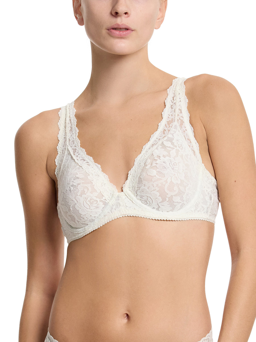 Marshmallow Signature Lace® Unlined Underwire Bra - Front View Plunge Neckline Detail | Hanky Panky