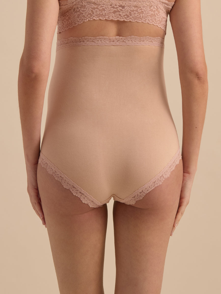 Chai Supima® Cotton Maternity Boyshort - Back View Lace Trim Detail On Model | Hanky Panky