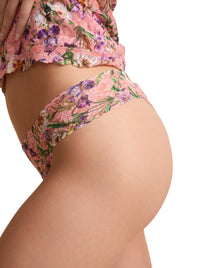 4911® Printed Signature Lace® Low Rise Thong Fawning Flora Coral Pink